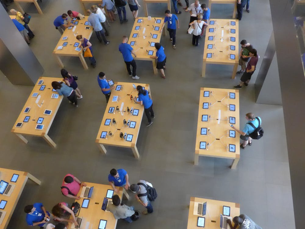 Parcours client apple store Clients et personnels dans un apple store