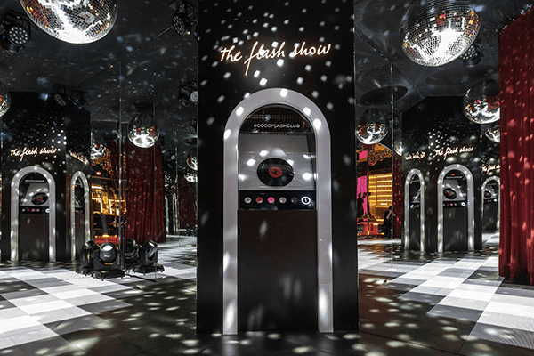 Chanel pop-up flash club Expérience client Chanel pop-up flash club expérience dans le luxe